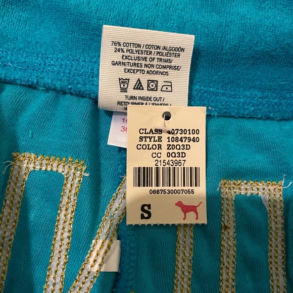 V.S. PINK y2k(2012) bling shorts-small NWT - Picture 6 of 7